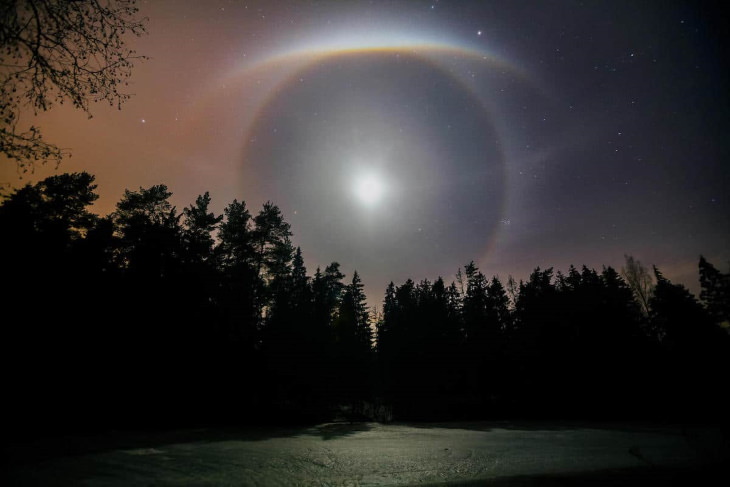 2020 Weather Photographer of the Year Finalist: “Halo” by Mikhail Kapychka