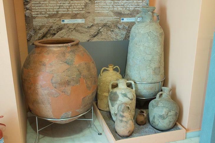 4 Infamous Unsolved Mysteries in History, Roman jars