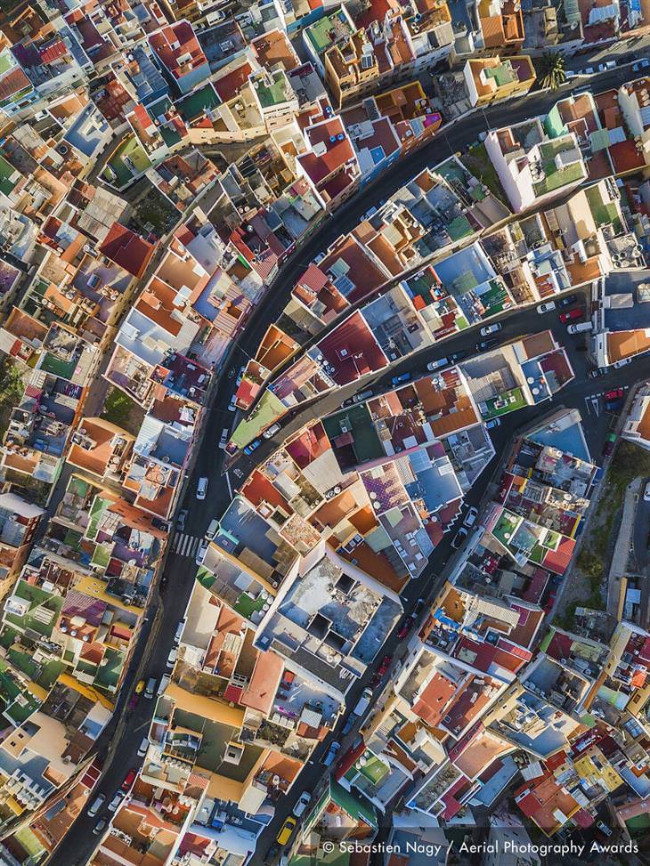 Aerial Photogprahy Award 2020: Stunning Winners, First Place In Cityscapes Category: Spanish Rainbow by Sebastien Nagy