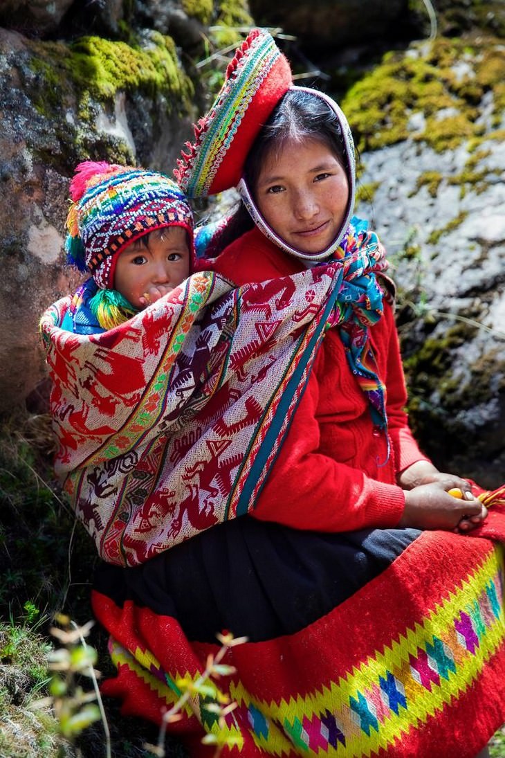 The Beauty of Motherhood in 18 Different Cultures Juliana and her son Alex, Andes Mountains, Peru