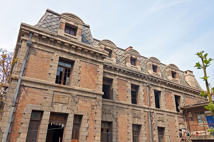 Abandoned Mansions, Chaonei No. 81, China