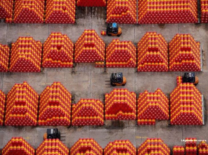 Gorgeous pictures of different parts of the world as taken from the air by famous environmentalist, activist, journalist and photographer from France, Yann Arthus-Bertrand 