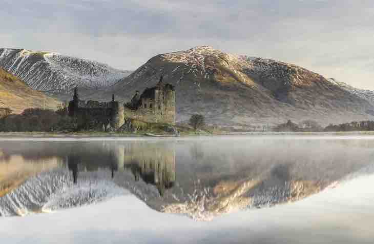 Landscape Photography Awards Highlight UK's Beauty, “Kilchurn Castle” by Gavin Crozier,