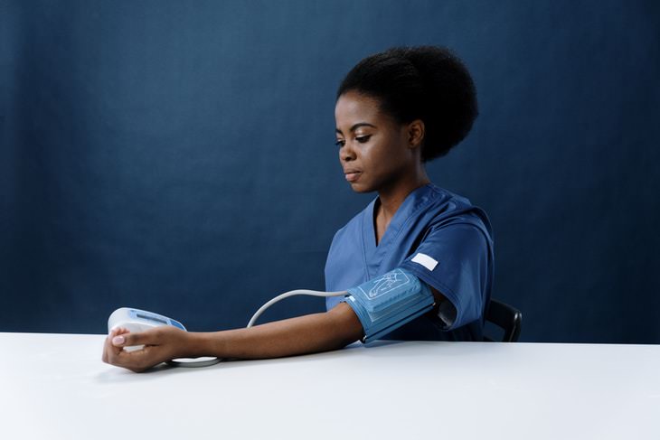 Pumpkin Seeds woman measuring blood pressure