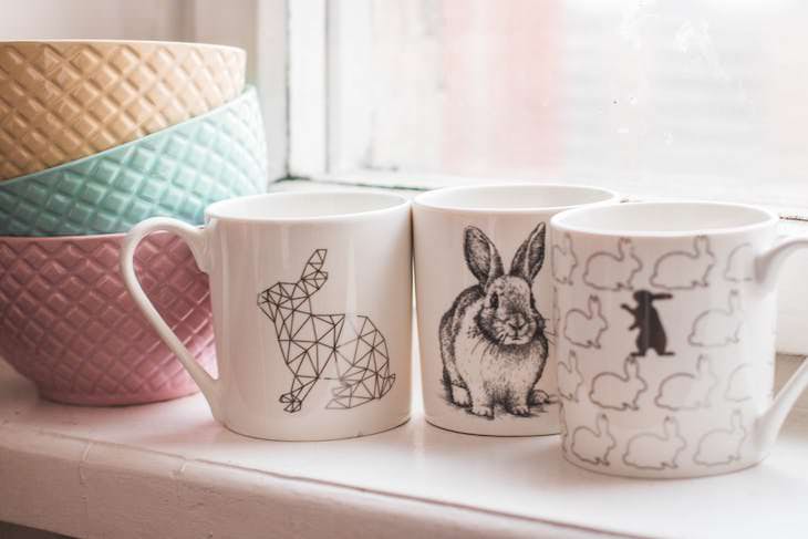 11 Household Items You Should NOT Throw Away, mugs