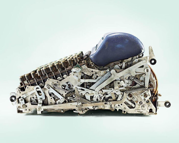 Odd Vintage Tech Inventions What the inside of an old calculator looks like from the side