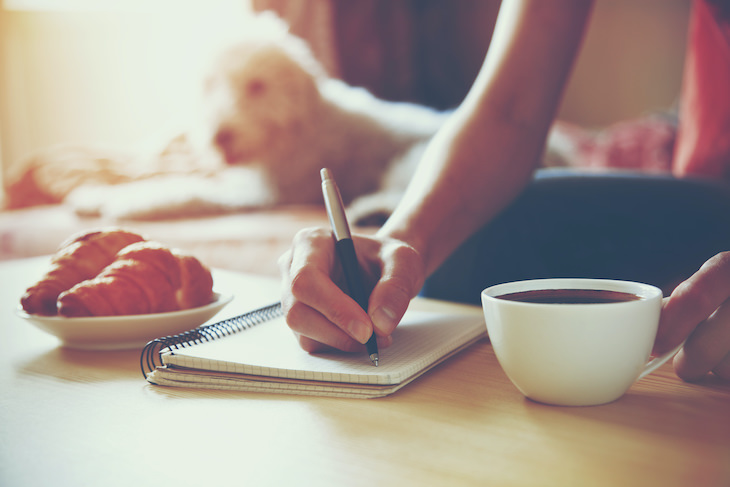 5 Practical and Easy Ways to Express Gratitude, journaling