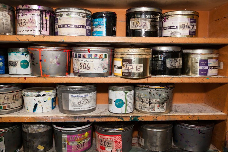 things you can toss from the garage Paint cans 