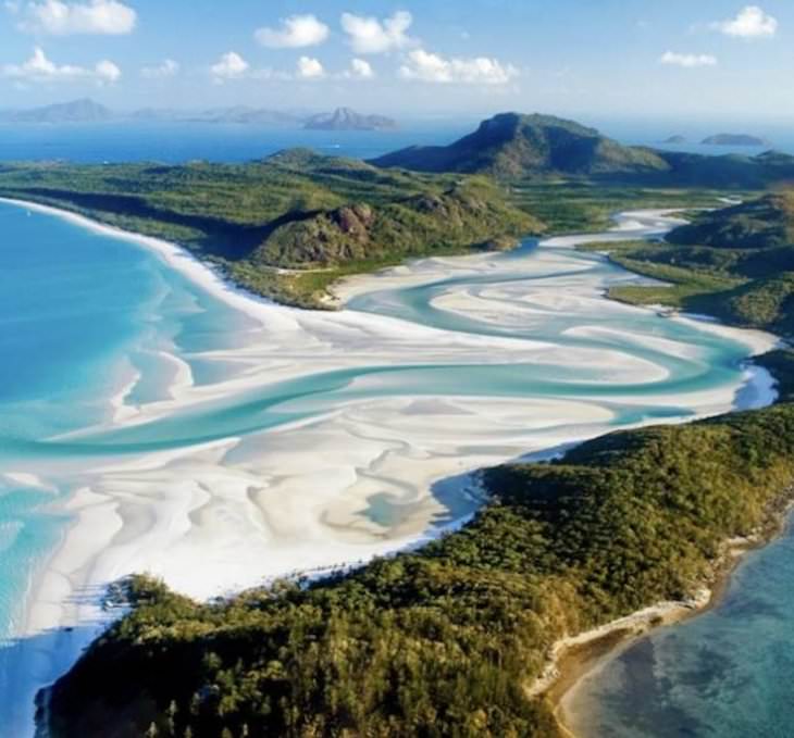 19 Images of Unusual Sights Around the World, Whitehaven Beach in Australia 