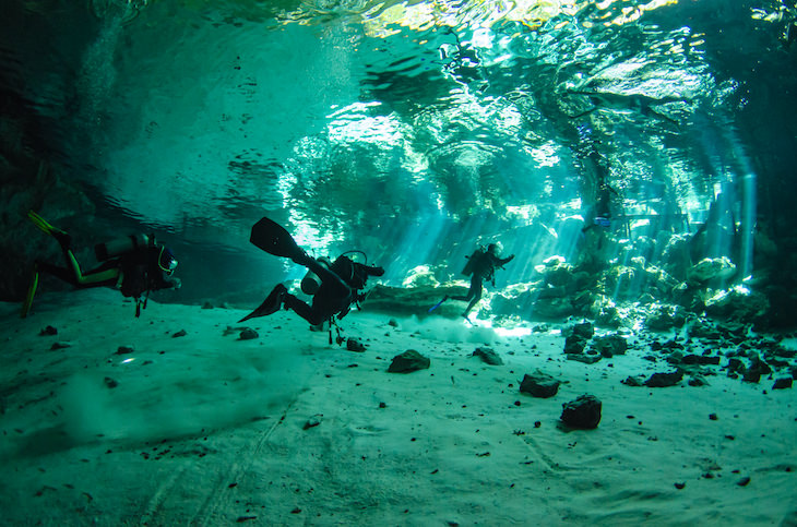 7 Fascinating Facts About Ancient Humans, divers in Yucatan