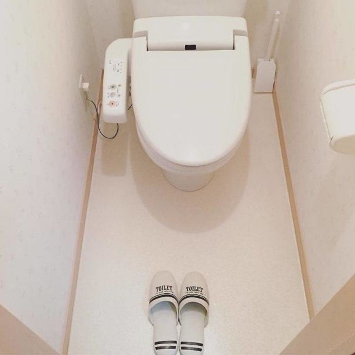 Japan, bathroom 