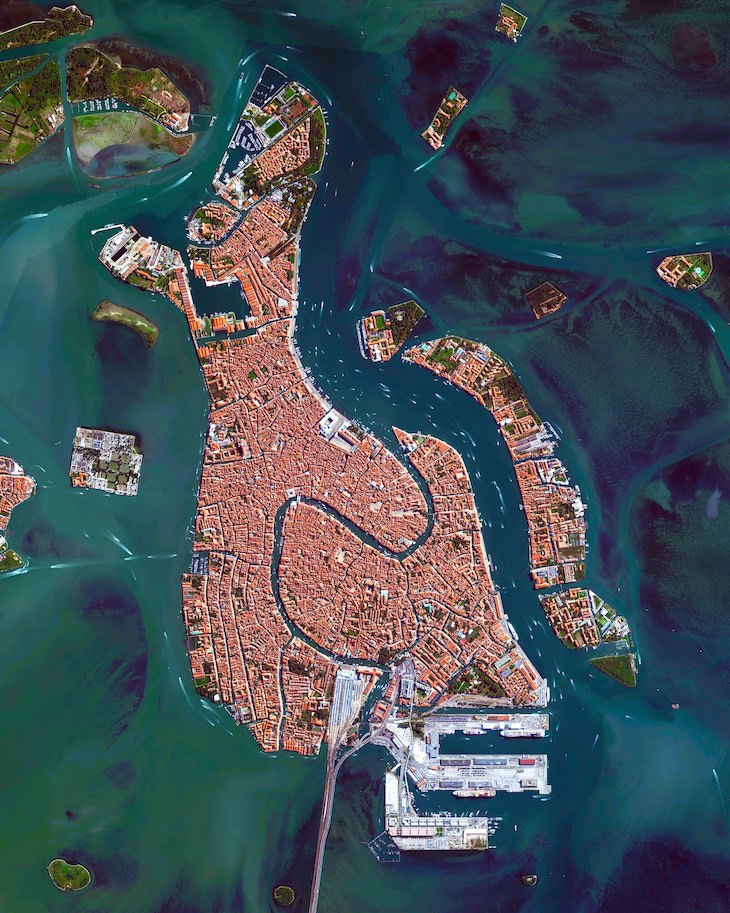 15 Stunning Aerial Shots of UNESCO Heritage Sites, Venice, Italy