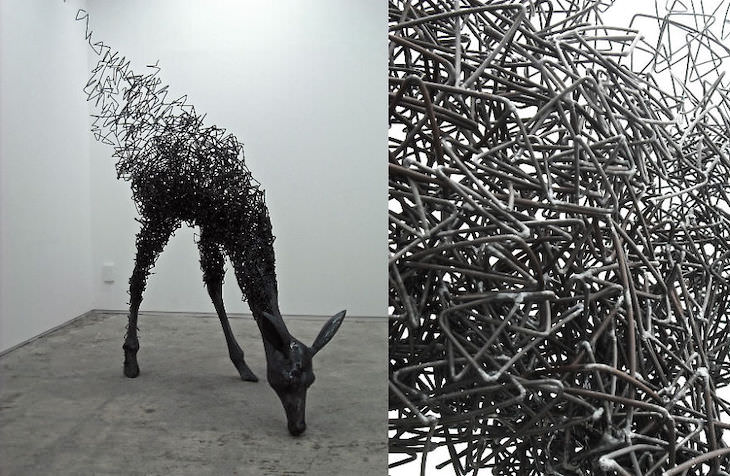 Stunning Wire Sculptures from 12 Different Artists, Deer Into The Wind by Tomohiro Inaba