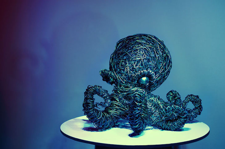 Stunning Wire Sculptures from 12 Different Artists, Wire Octopus by ID Wire Artworks