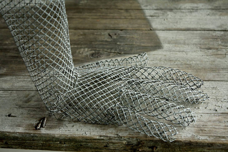 Stunning Wire Sculptures from 12 Different Artists, Ricordi by Edoardo Tresoldi
