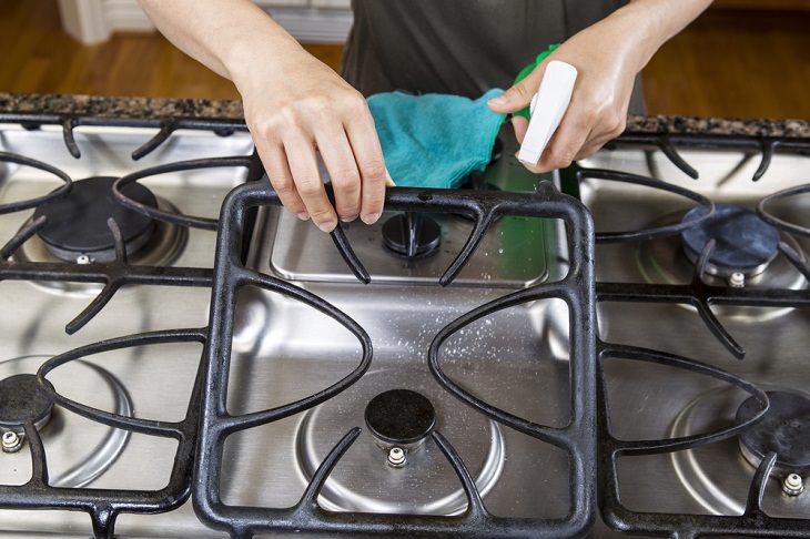 Stovetop mistakes, water while cleaning 