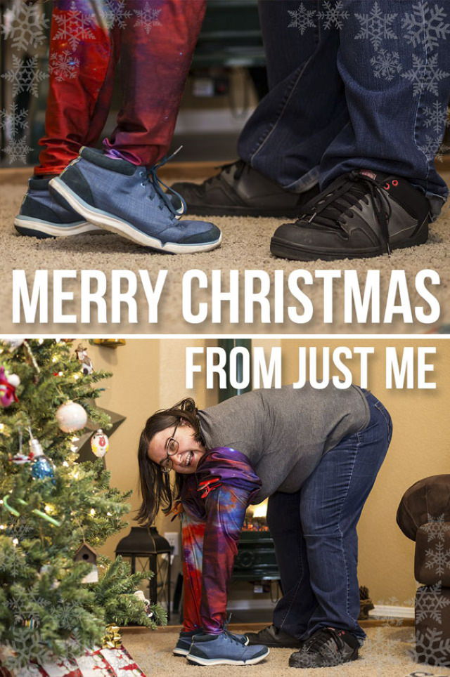 Christmas Family Photo Fails My Christmas Card this year. I've been single my whole life.