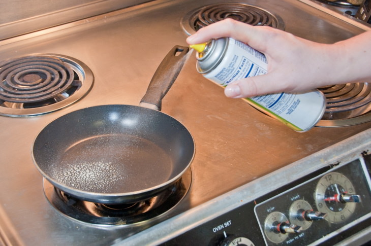 Nonstick Cookware Mistakes cooking spray
