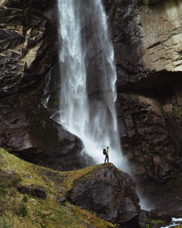 Agora Small 2020 "Swiss waterfall" by Samuele Miccoli