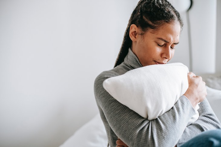 Detect a Fever Without a Thermometer upset woman