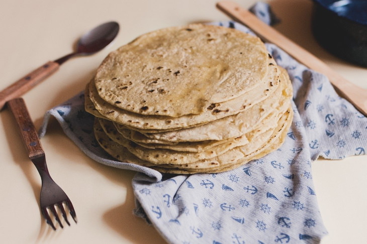 Items That Should Be Kept in the Fridge Tortillas