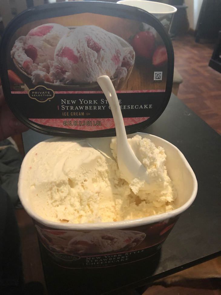 14 Hilariously Underwhelming Takeout Orders ice cream