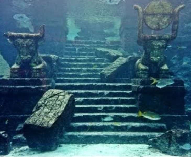 Mysterious Objects Found By Deep Sea Divers, cambay gulf ruins