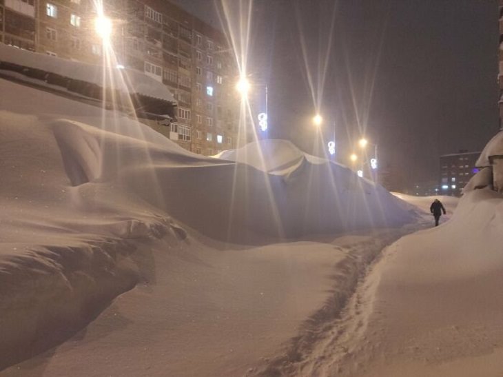 Norilsk, Russia, walking in snow
