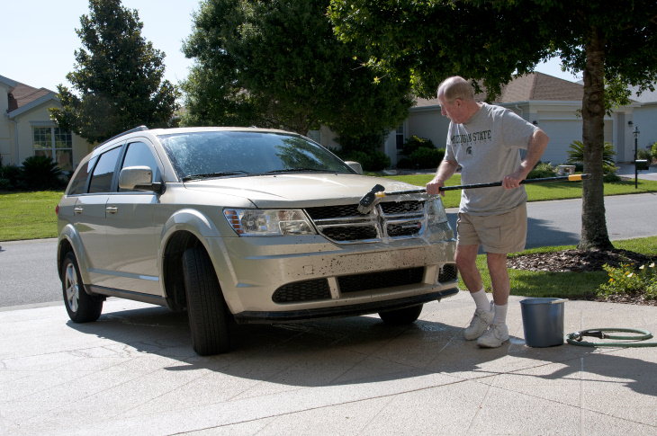 How to Remove Bugs and Stickers From a Car bugs