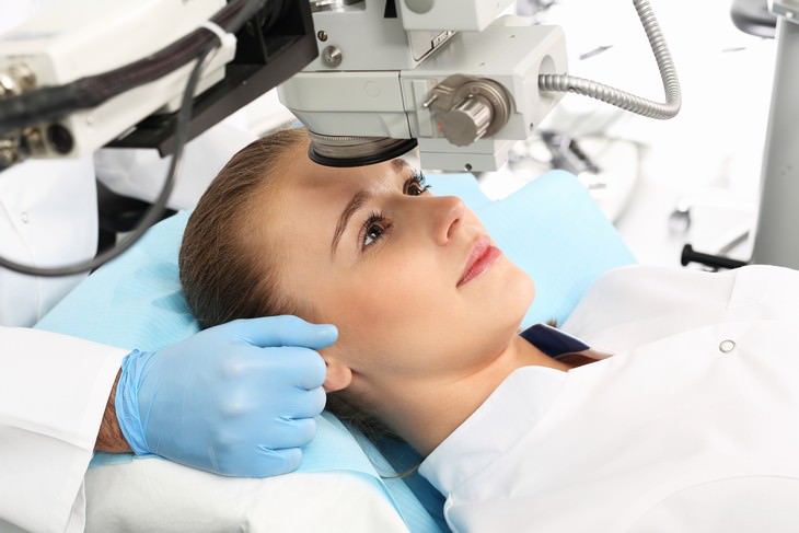 eye health myths woman getting laser eye surgery
