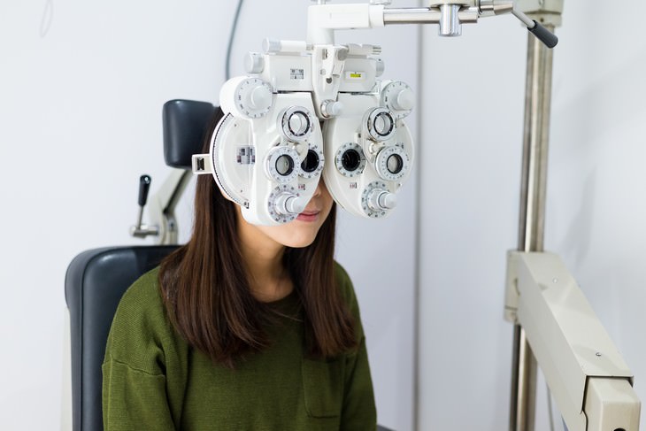 eye health myths woman getting an optometry