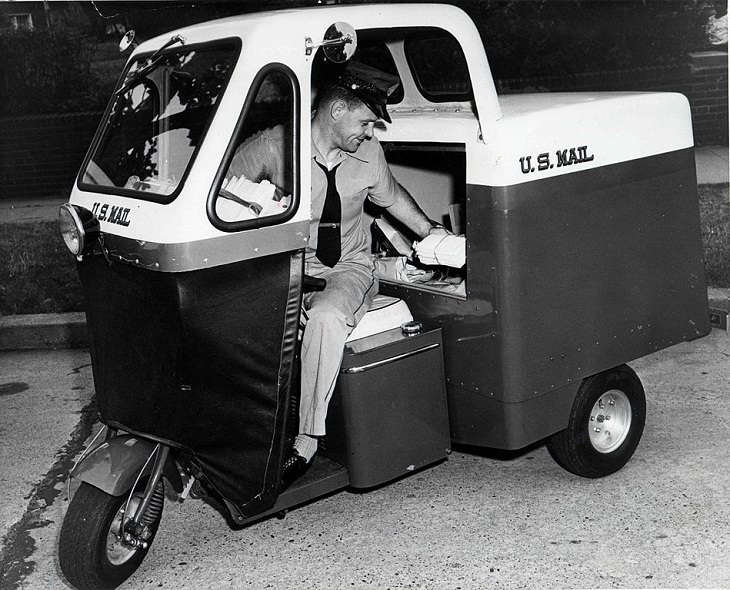 Postal vehicle Three-wheeled “mailster” motor vehicle