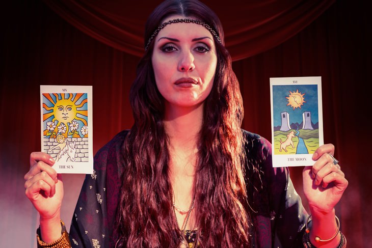 the World’s Strangest Addictions fortune teller