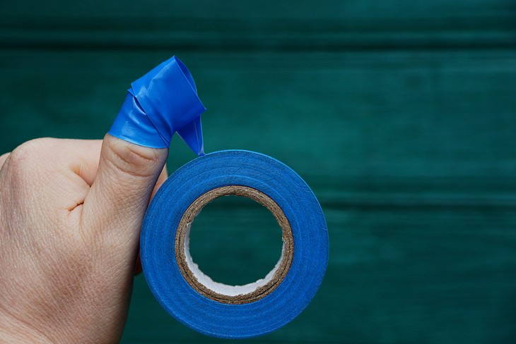 duct tape uses finger in duct tape