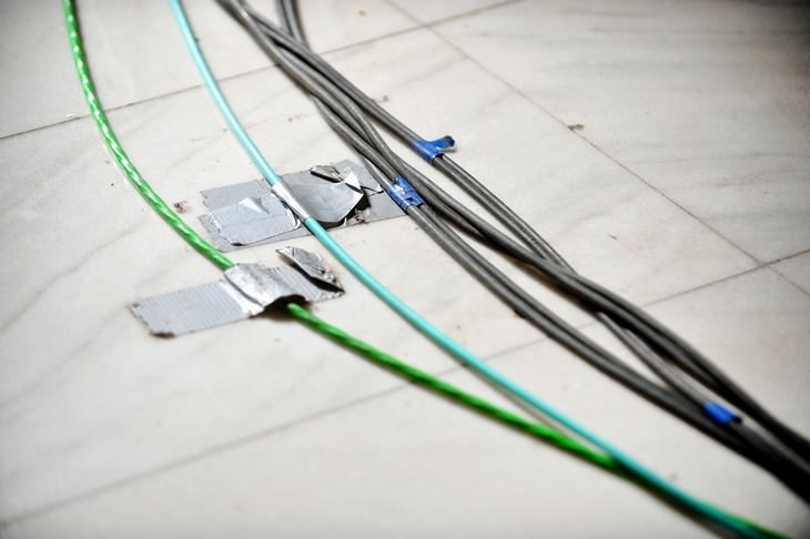 duct tape uses cables