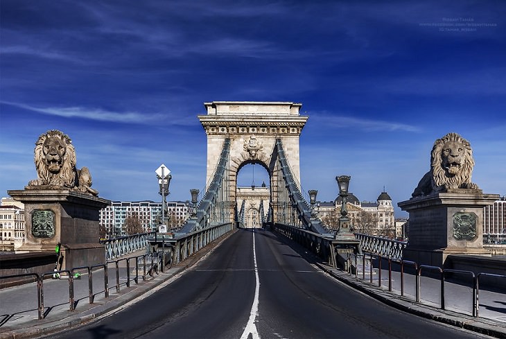 Ciudades Vacías Durante La Curantena Por Coronavirus Budapest Hungría Acercamiento Puente