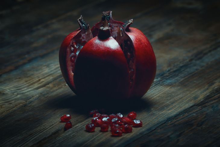 anti aging foods pomegranate 