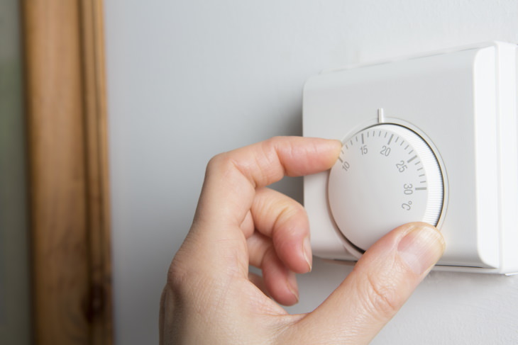 bathroom cleaning mistakes thermostat
