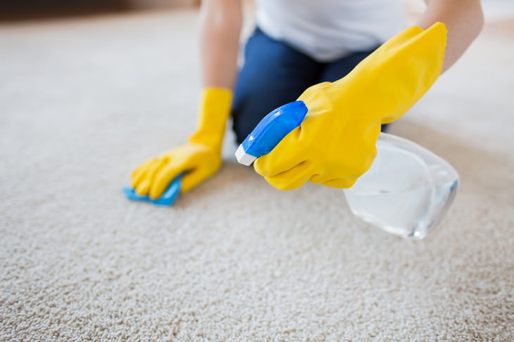 8. Carpet Stain Removal with Vinegar