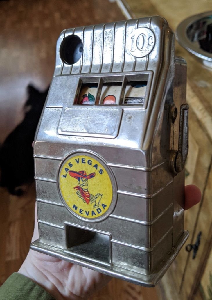 Vintage Things ,  piggy bank slot machine from Las Vegas