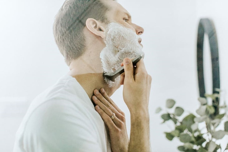 10 Tips to Help Skin Irritation and Acne When Wearing a Mask Shave off the beard