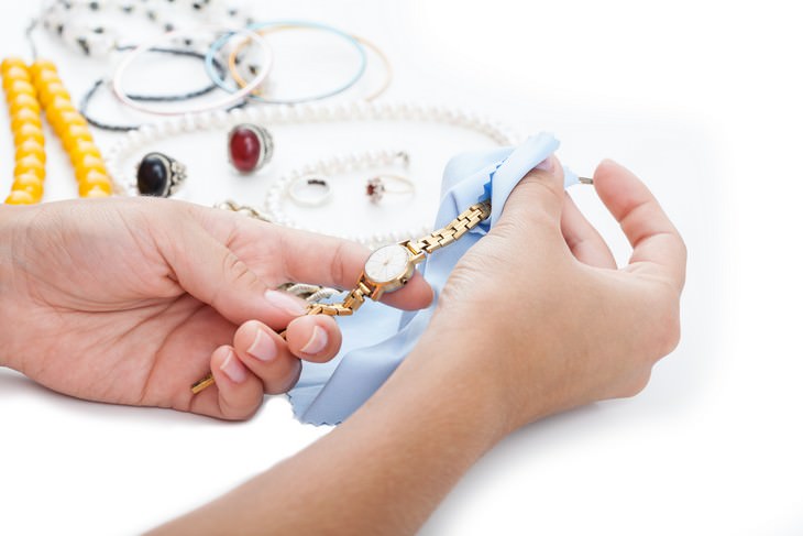 7 Items You Cannot Disinfect with Chemicals jewelry