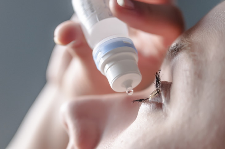 How to Treat Pink Eye at Home Eye Drops