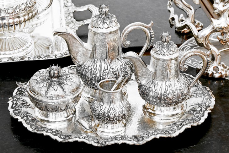 6 Lost Treasures Rumored To Be Hidden in the US silver
