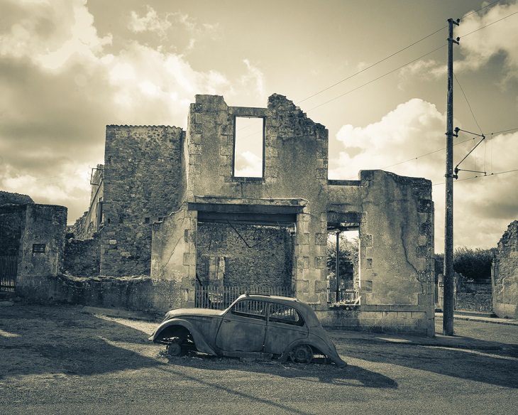 Abandoned Places in the World , Oradour-Sur-Glane, France