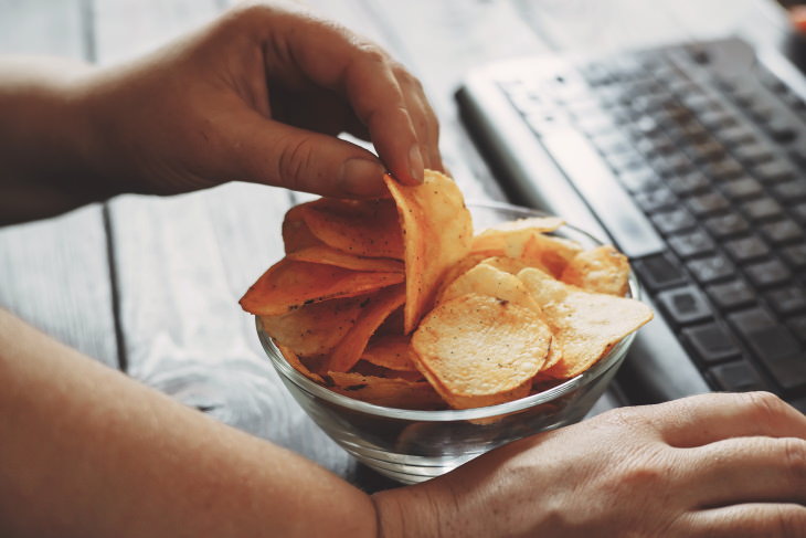 Signs of an Unhealthy Diet snack