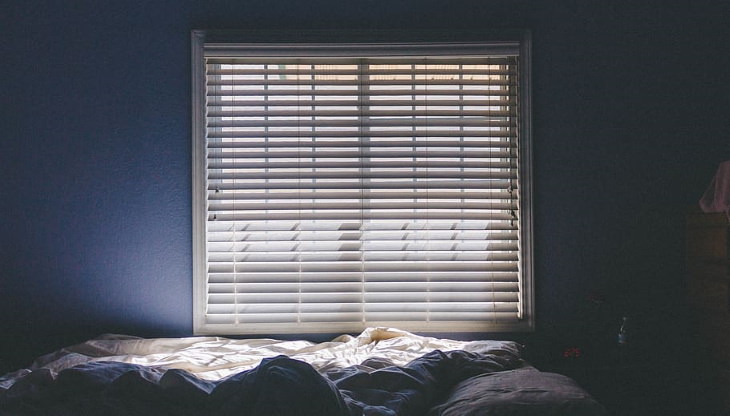 tips to cool down the bedroom blinds