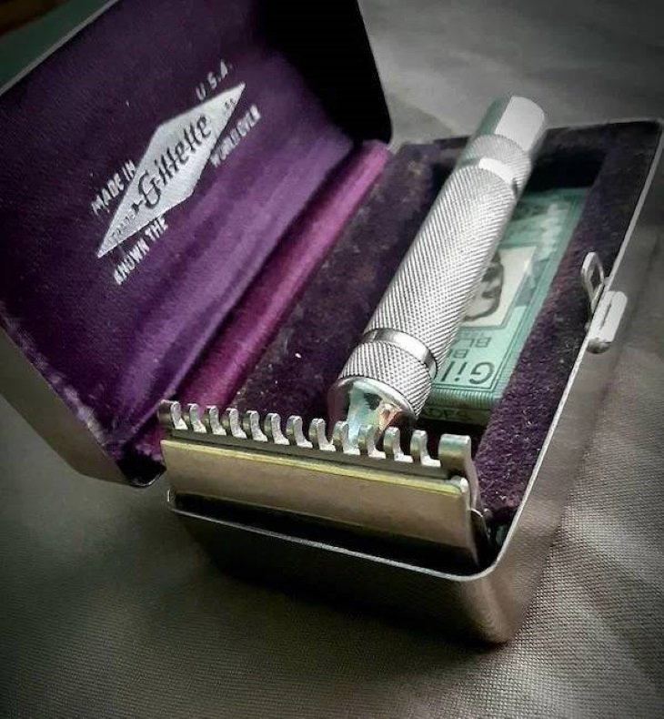 Vintage Devices That Still Work nickel-plated Gillette NEW from 1930s