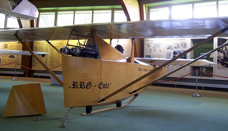 Weirdest Vintage Aircrafts, The World's First Rocket Plane