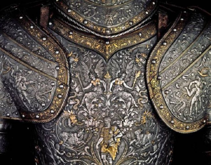  Rare Pics,  ‘Hercules’ armor